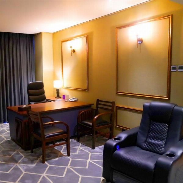 Indigo Heights Hotel & Suites image 3
